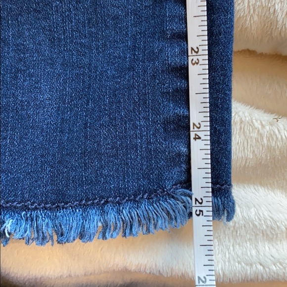 Jordache skinny blue jean raw hem - Picture 6 of 8